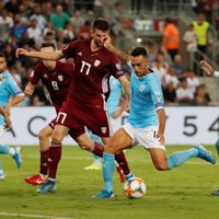 Сборная Латвии забила первый мяч за семь месяцев, но в матче с Израилем он не помог