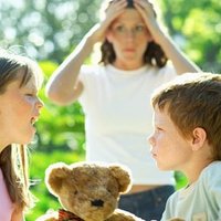 Pozitīvā audzināšana: Deviņas frāzes, kas nebūtu jāsaka bērniem