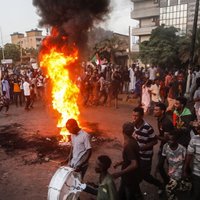 Āfrikas Savienība aptur Sudānas darbību organizācijā