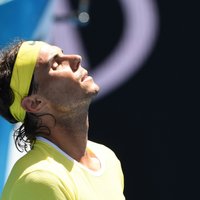 Nadals sensacionāli izstājas no 'Australian Open'; pārsteigumi sieviešu vienspēlēs