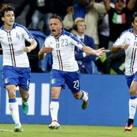 Itālijas futbolisti EURO 2016 iesāk ar skaistu uzvaru pār Beļģiju