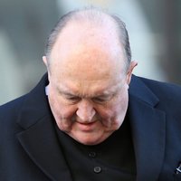 Pedofilijas noklusēšanā apsūdzētais Austrālijas arhibīskaps tomēr neizcietīs cietumsodu
