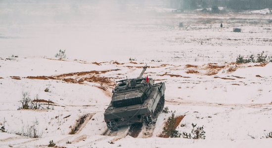 Ukrainas kaujas laukā atgriezīsies pirmie Lietuvā saremontētie 'Leopard 2'