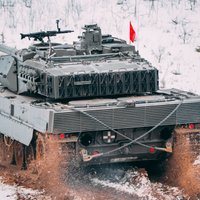 Polija lūgusi Vācijai atļauju sūtīt uz Ukrainu tankus 'Leopard'