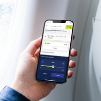 Пассажиры airBaltic получили чужие электронные письма. Госинспекция данных рассмотрит инцидент