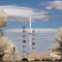 Krievija palaidusi kosmosā raķeti 'Proton-M' ar satelītu