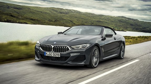 BMW 8. sērijas kabriolets