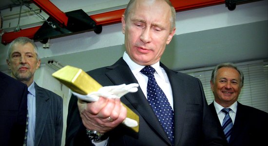 Krievija gatavojas ilgtermiņa izolācijai un būtiski uzkrāj zeltu, atzīmē laikraksts