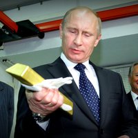 Krievija gatavojas ilgtermiņa izolācijai un būtiski uzkrāj zeltu, atzīmē laikraksts