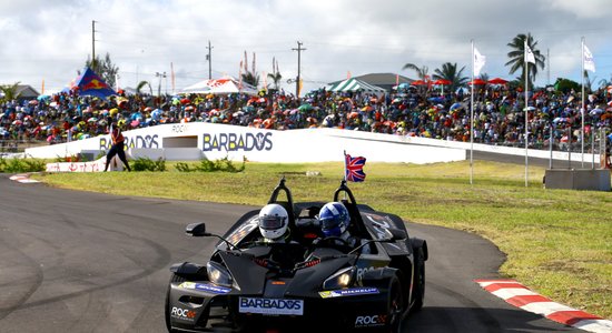 Izsola iespēju izbraukt kopā ar Deividu Kulthārdu 'Race of Champions' bolīdā