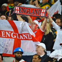 Anglijai un Lietuvai draud sodi par fanu savstarpēju kautiņu