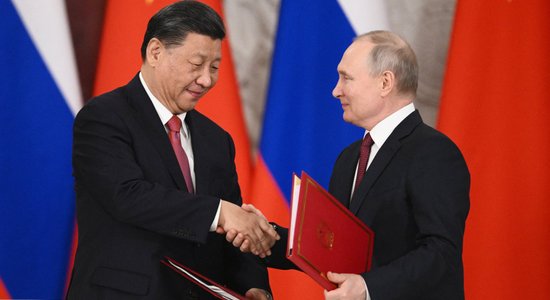 Nikkei: Путин сказал Си, что Россия будет воевать в Украине пять лет