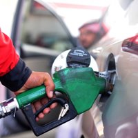 Латвийские автозаправки незамедлительно повысили цены на топливо
