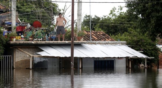 Plūdos Dienvidamerikā vismaz desmit bojāgājušie
