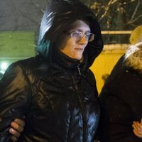 Многодетную мать, подозреваемую в госизмене России, выпустили из СИЗО