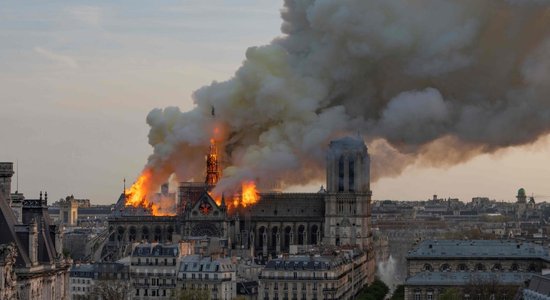 Droni un 3D modeļi – Parīzes Dievmātes katedrāles glābšana