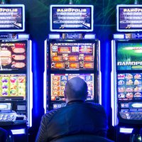 Spēle svarīgāka par dzīvi: kas veicina azartspēļu atkarību un kā to ārstēt