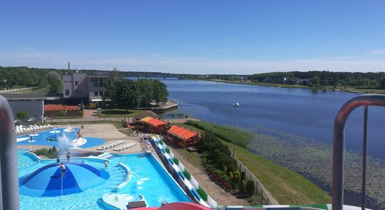 ФОТО: В Līvu Akvaparks появилась новая скоростная трасса; в развитие планируется вложить до 80 млн евро