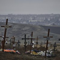 Faktu pārbaude: Nav tiesa, ka Polijā veido jaunas kapsētas Ukrainā kritušiem algotņiem