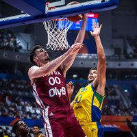 Video: Latvijas basketbolisti ar dominējošu sniegumu tiek pie ceļazīmes uz Manilu