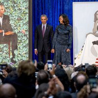 Obamu pāra oficiālie portreti samulsina pasauli