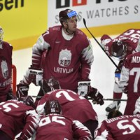 Матчи сборной Латвии по хоккею в Arēna Rīga отменены из-за коронавируса