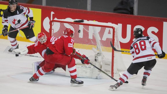 Hokejs, pasaules čempionāts: KOK - Kanāda - 7