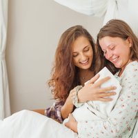 Draudzene kļuvusi par mammu: ierosinājumi, kā vari viņai palīdzēt