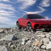 'Lamborghini' apvidnieks būšot 'Ziemassvētku dāvana'