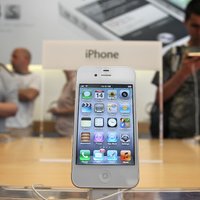 Министр требует расследовать покупку Apple iPhone4S для чиновников