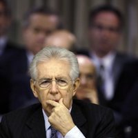 Itālijas Senāts pieņem budžetu, gaidāma Monti atkāpšanās
