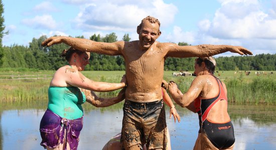 'Lauku sētas' uzvarētājs, diņģējoties par balvu, piedāvā jaunu risinājumu