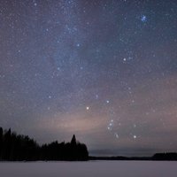 Janvāra ceļvedis astronomijas faniem – ko vērot debesīs, jaunā gadā iesoļojot