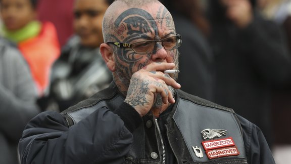 'Hells Angels" Vācijā atvadās no nošautā līdera  - 9