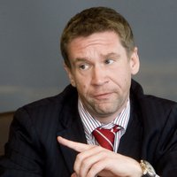 Tiesa Anglijā atzīst Antonovu par vainīgu zaudējumu nodarīšanā 'Latvijas Krājbankai'