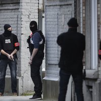 В Брюсселе ищут двоих стрелявших в полицию