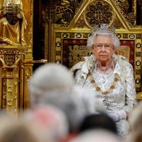 Коронавирус: королева Елизавета II призовет британцев к самодисциплине и решимости