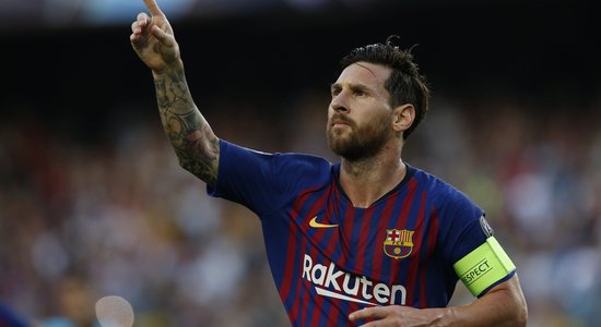 UEFA Čempionu līgas grupu turnīrs iesākas ar Mesi 'hat-trick' un 'Barcelona' uzvaru