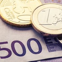 Latvija šogad starptautiskajos finanšu tirgos plāno aizņemties vismaz miljardu eiro