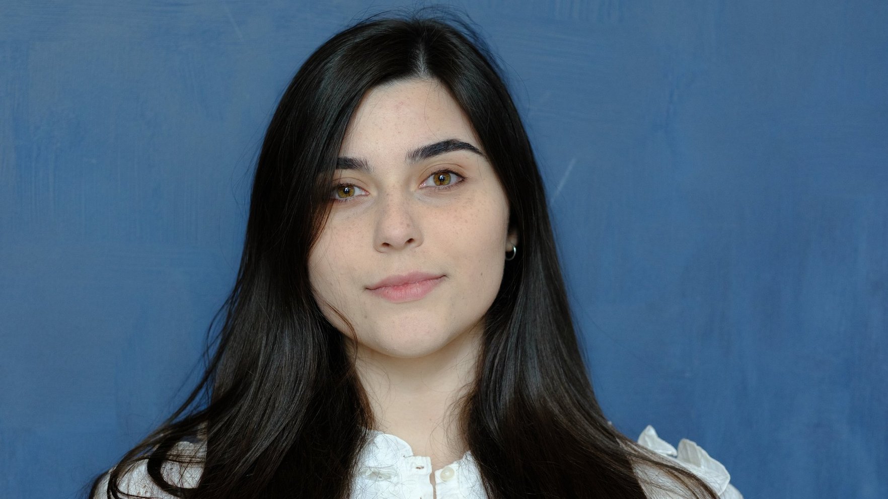 Neprotot latviski, daudz zaudējam. Flora no Brazīlijas stāsta par dzīvi Latvijā