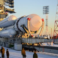 'Roscosmos' ziņo par veiksmīgu trešo raķetes 'Angara' palaišanu