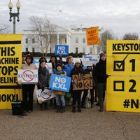 Obama uzliek veto un nobloķē megaprojektu - naftas vada 'Keystone XL' būvniecību