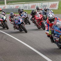 Latvijas sportistiem sešas godalgotās vietas Baltijas motošosejas čempionāta noslēdzošajā posmā Igaunijā