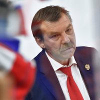 Знарок оставил пост главного тренера сборной России по хоккею