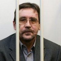 Байкер Гаварс не признает себя виновным в хранении наркотиков