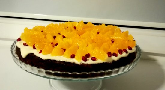 Šokolādes kūka ar krēmsieru un mandarīnu filejām