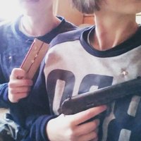 Divi pusaudži Krievijā tiešraidē straumē apšaudi ar policiju un izdara pašnāvību