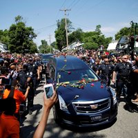 ФОТО, ВИДЕО: Похороны великого боксера Мохаммеда Али собрали 100 тысяч человек