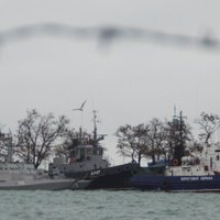 Украинские корабли, задержанные Россией в Керченском проливе, возвращаются на родину