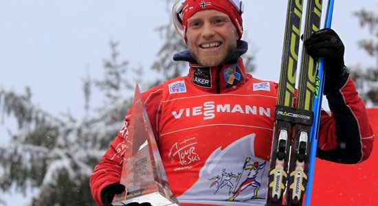 Россиянин Устюгов не позволил норвежцам занять весь пьедестал на "Тур де Ски"